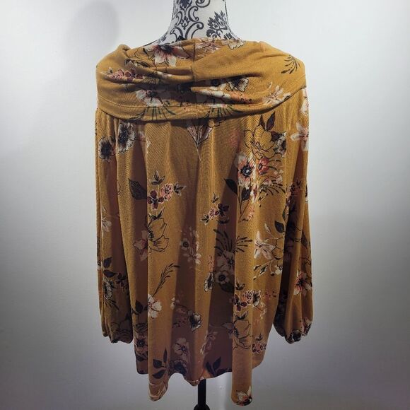Cure woman's crowl neck yellow floral top - Picture 3 of 8
